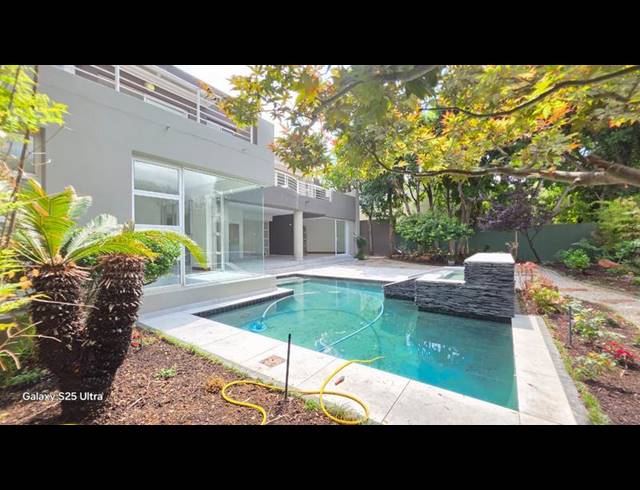 5 BEDROOM PROPERTY TO RENT IN SANDHURST